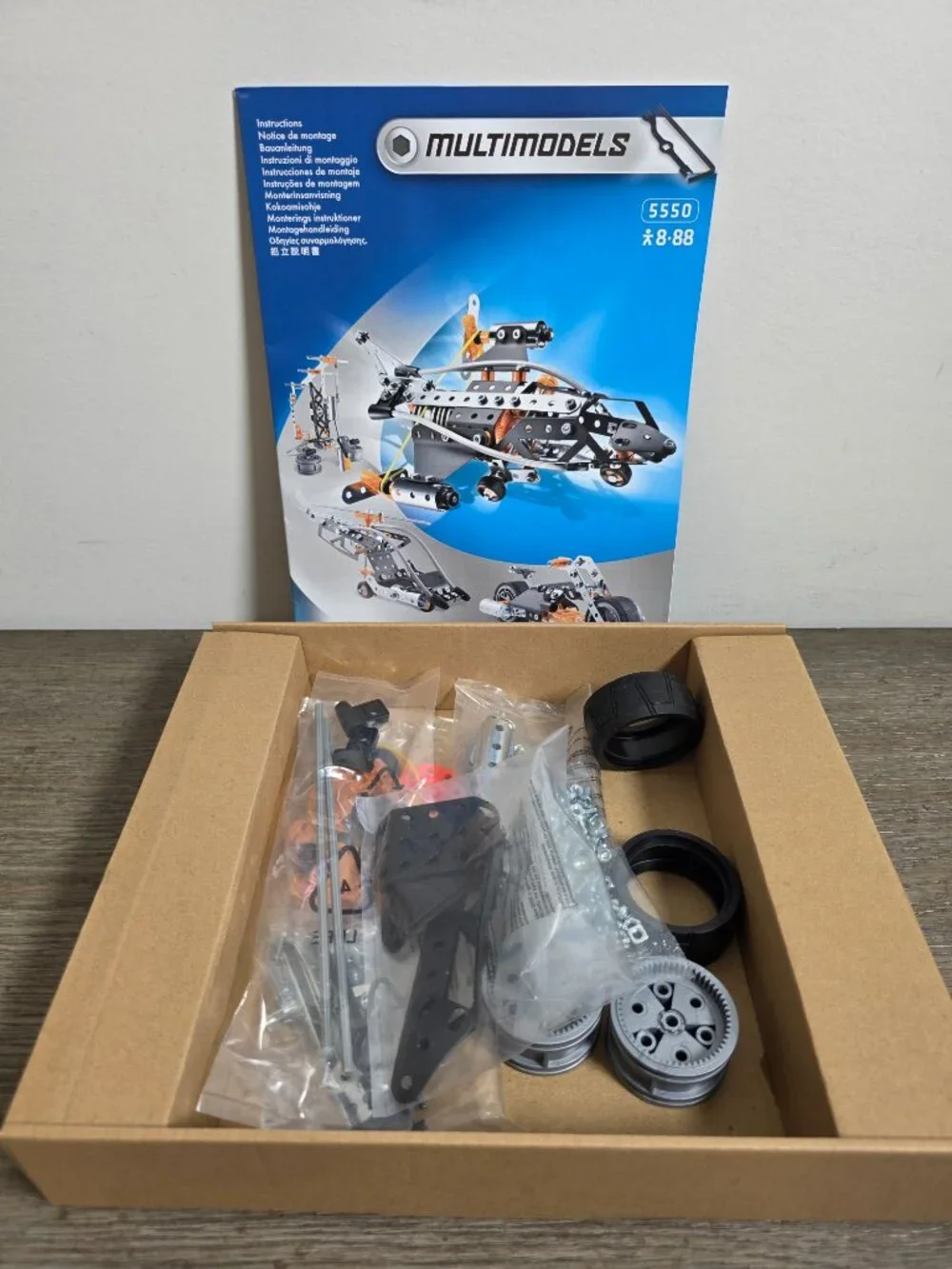 NEW Erector Multimodels Construction Set #5550 190+ Pieces 10 Models Retired